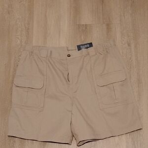Croft & Barrow Beige Cargo Shorts
